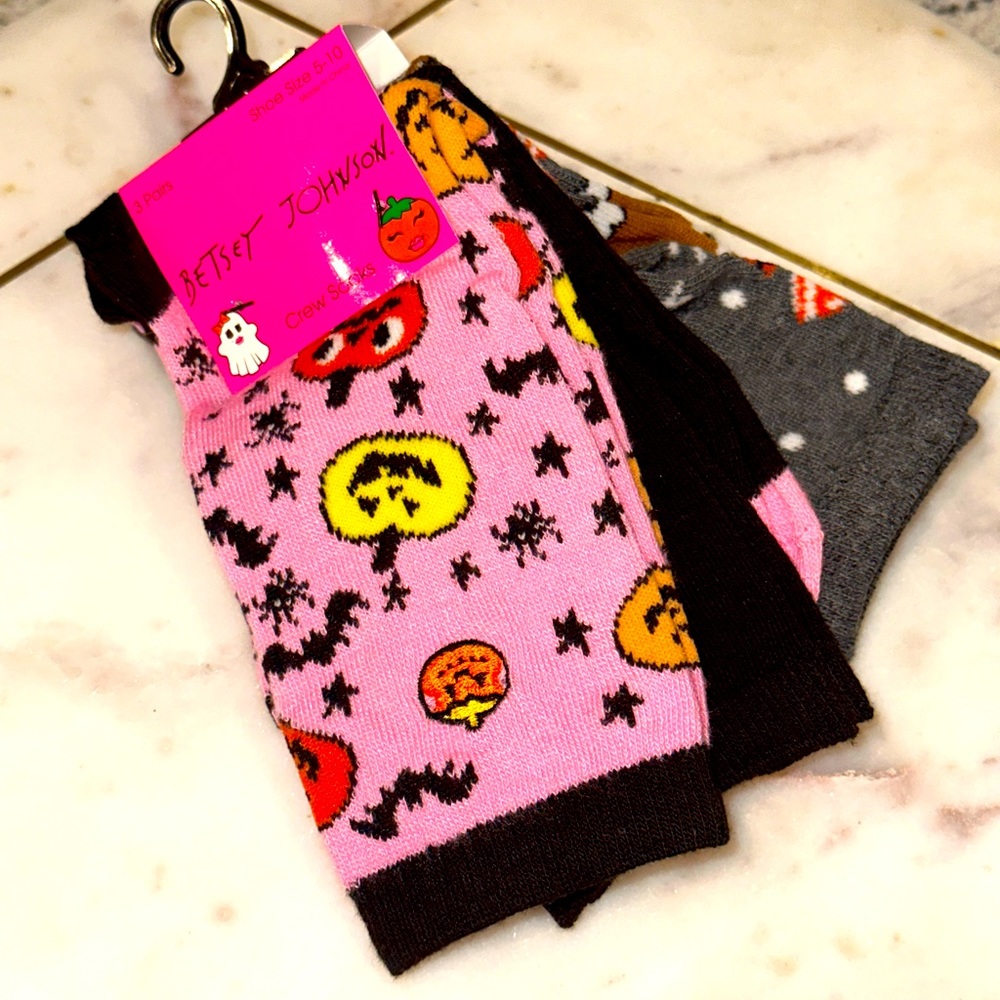NWT Betsey Johnson Halloween Socks 3 Pairs Size 5-10